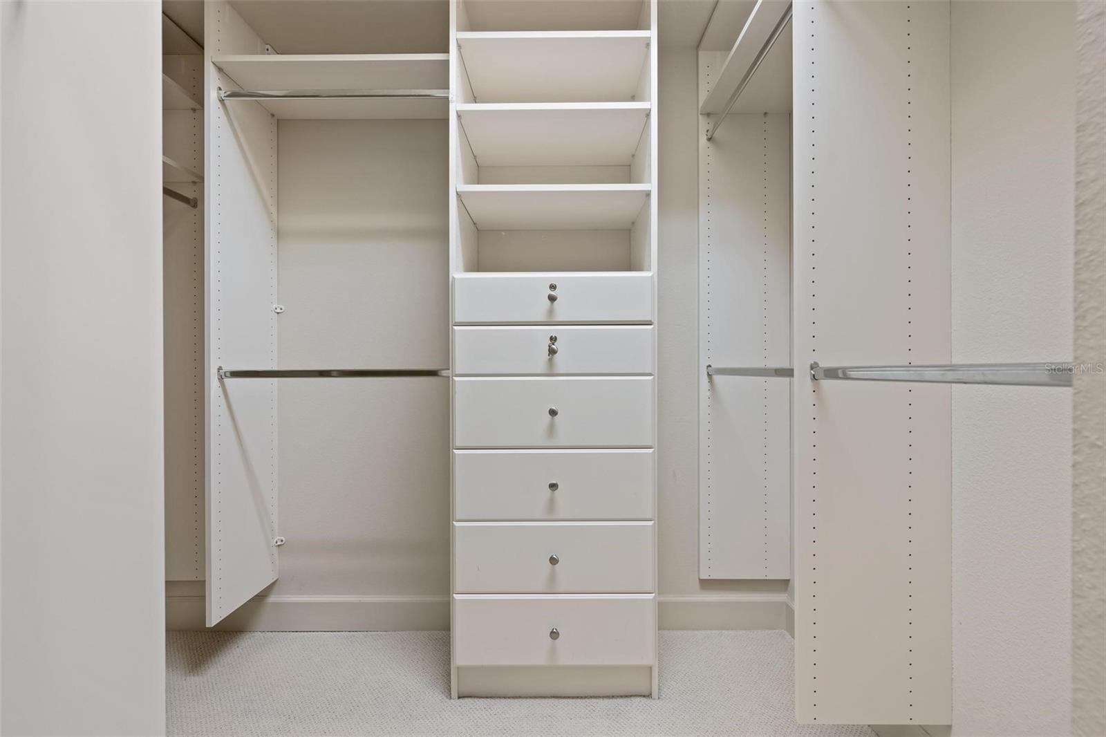 Image 31 of 81 For 824 Adonis Place