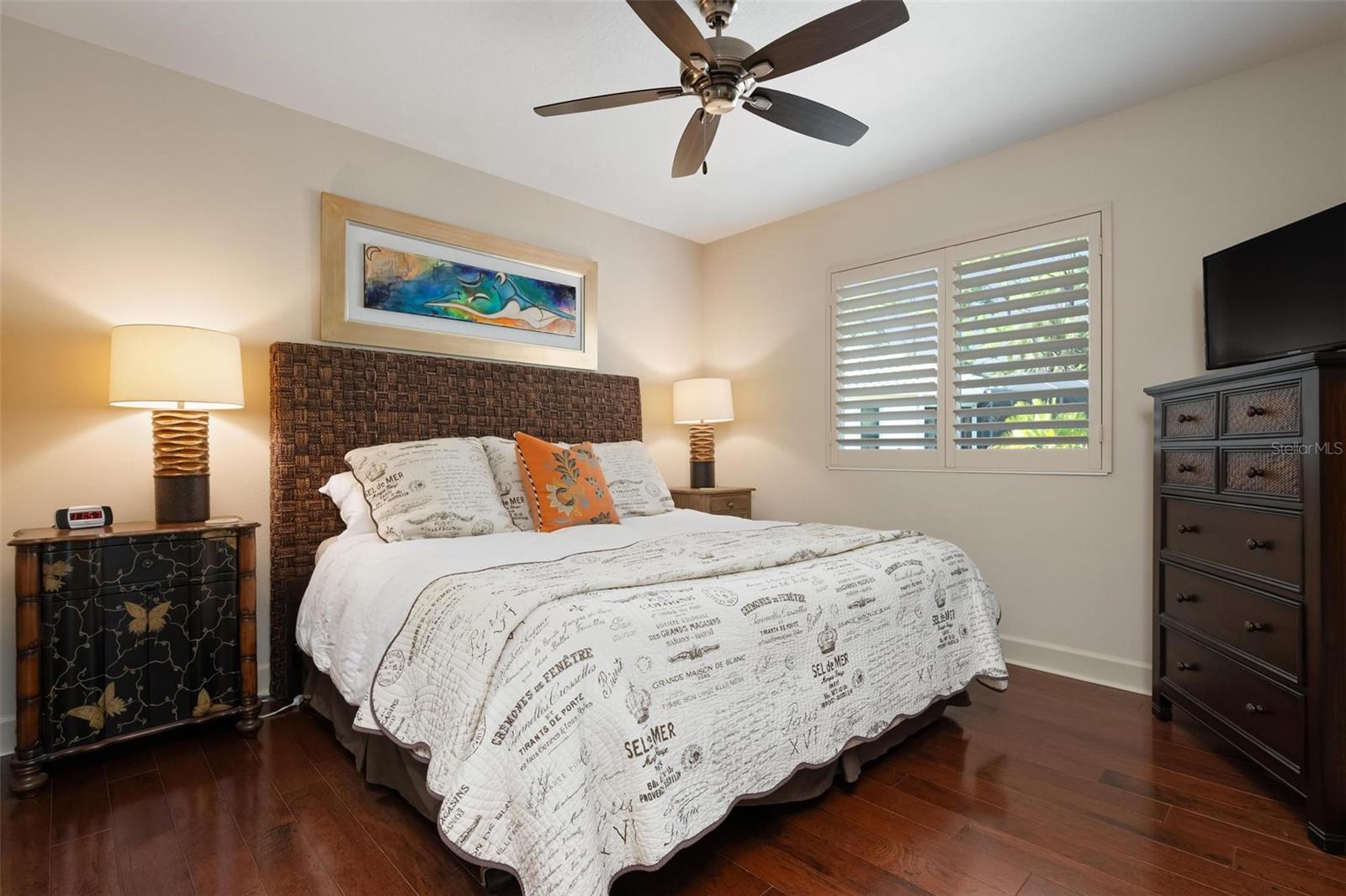 Image 36 of 81 For 824 Adonis Place