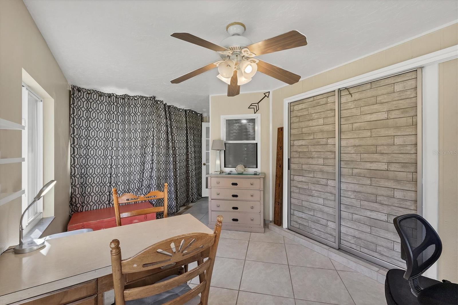 Image 16 of 32 For 3496 Winona Street