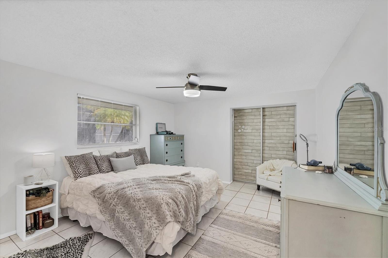 Image 22 of 32 For 3496 Winona Street