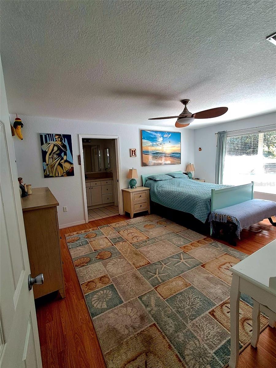 Image 15 of 46 For 15113 Gulistan Avenue