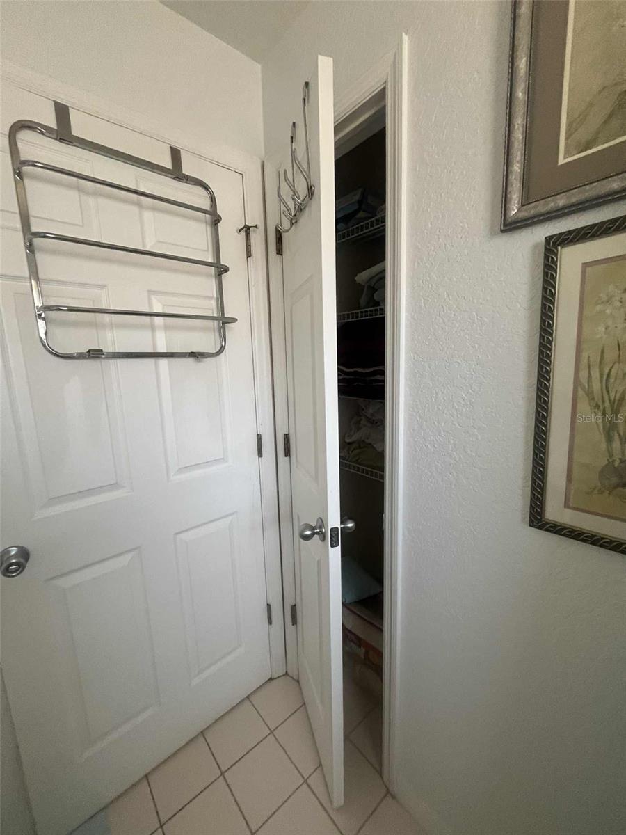 Image 30 of 46 For 15113 Gulistan Avenue