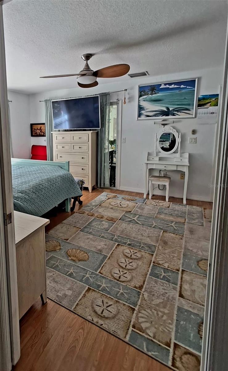 Image 37 of 46 For 15113 Gulistan Avenue