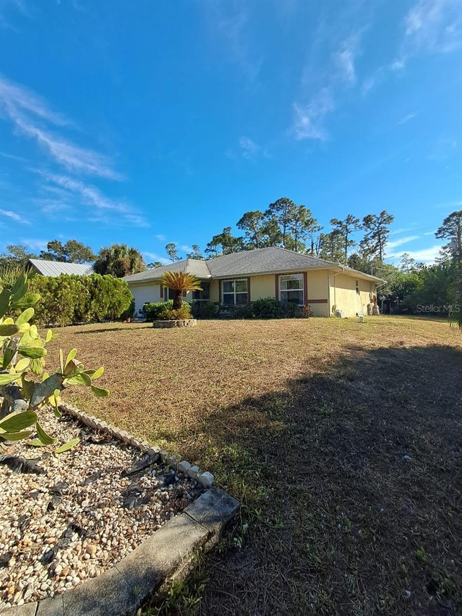 Image 4 of 46 For 15113 Gulistan Avenue