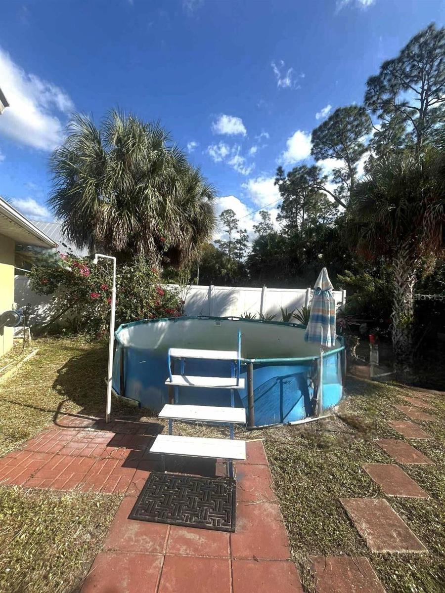 Image 44 of 46 For 15113 Gulistan Avenue