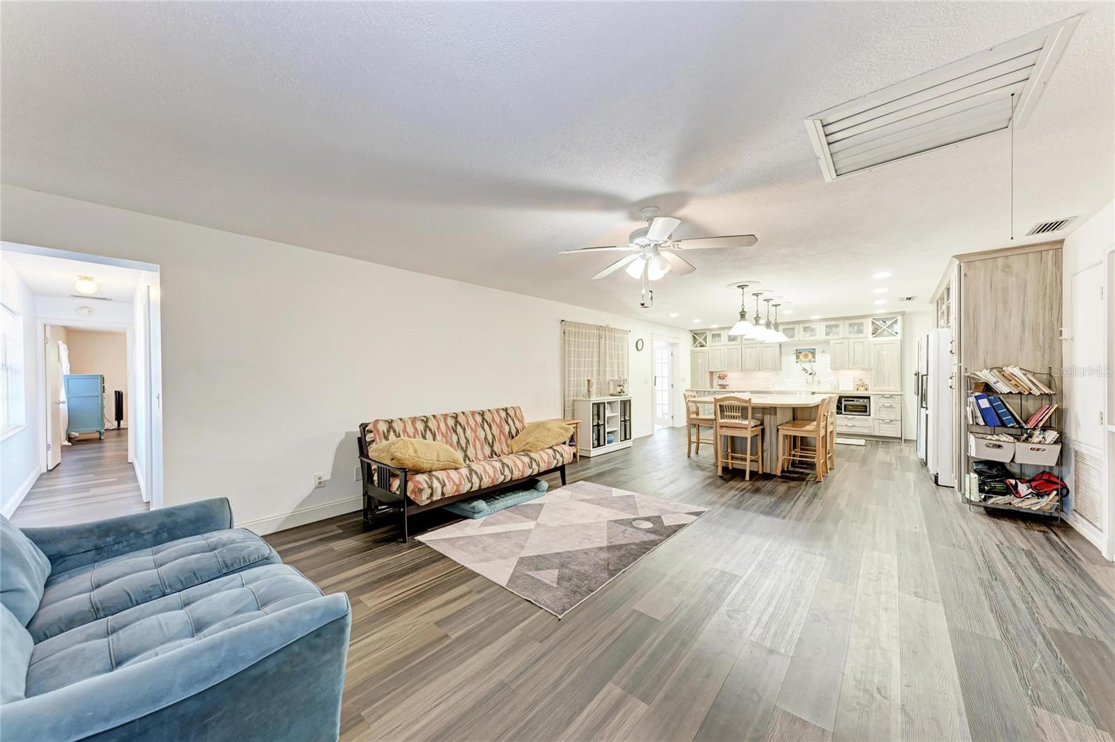 Image 14 of 88 For 1499 17th Street W