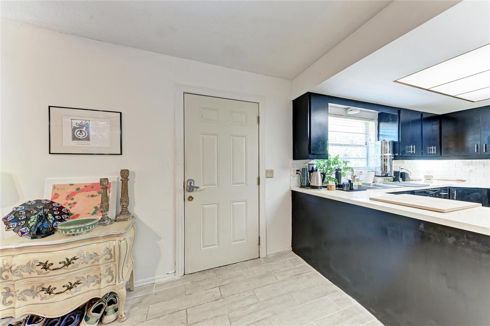 Image 33 of 88 For 1499 17th Street W