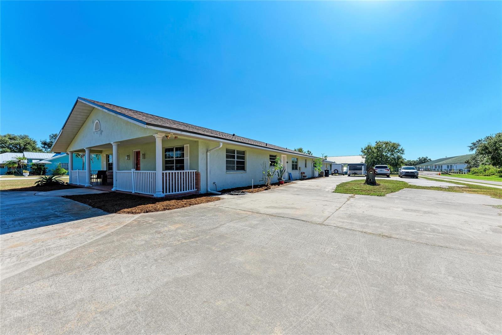 Image 4 of 88 For 1499 17th Street W