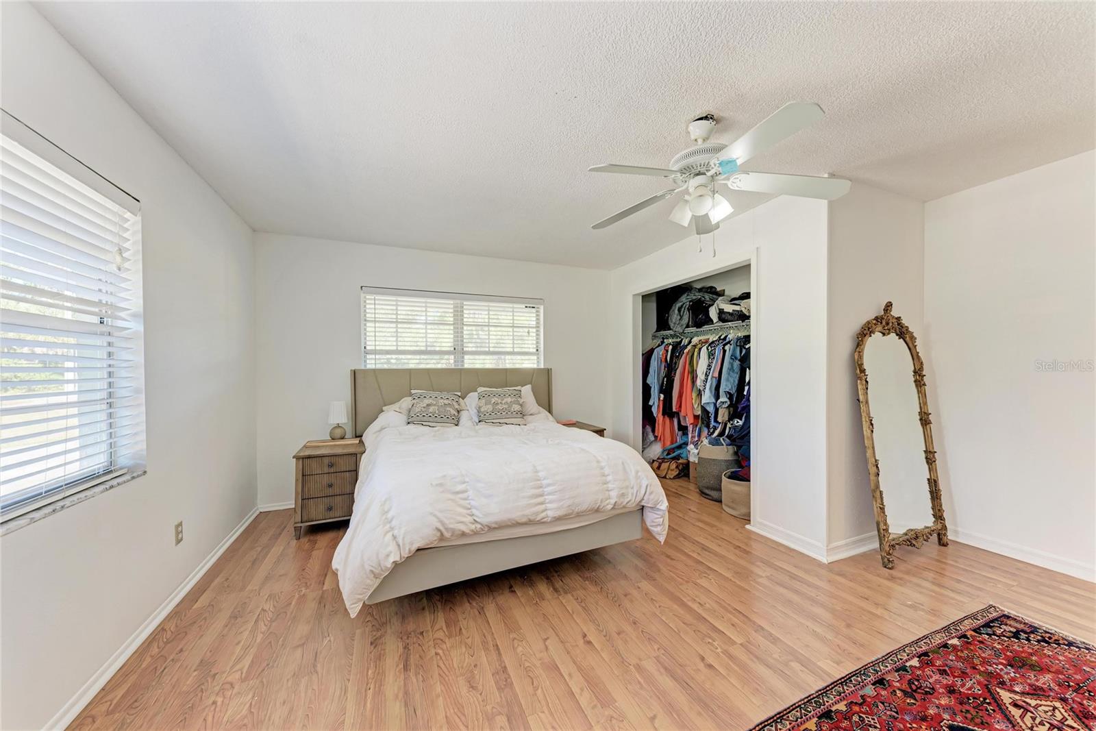 Image 47 of 88 For 1499 17th Street W