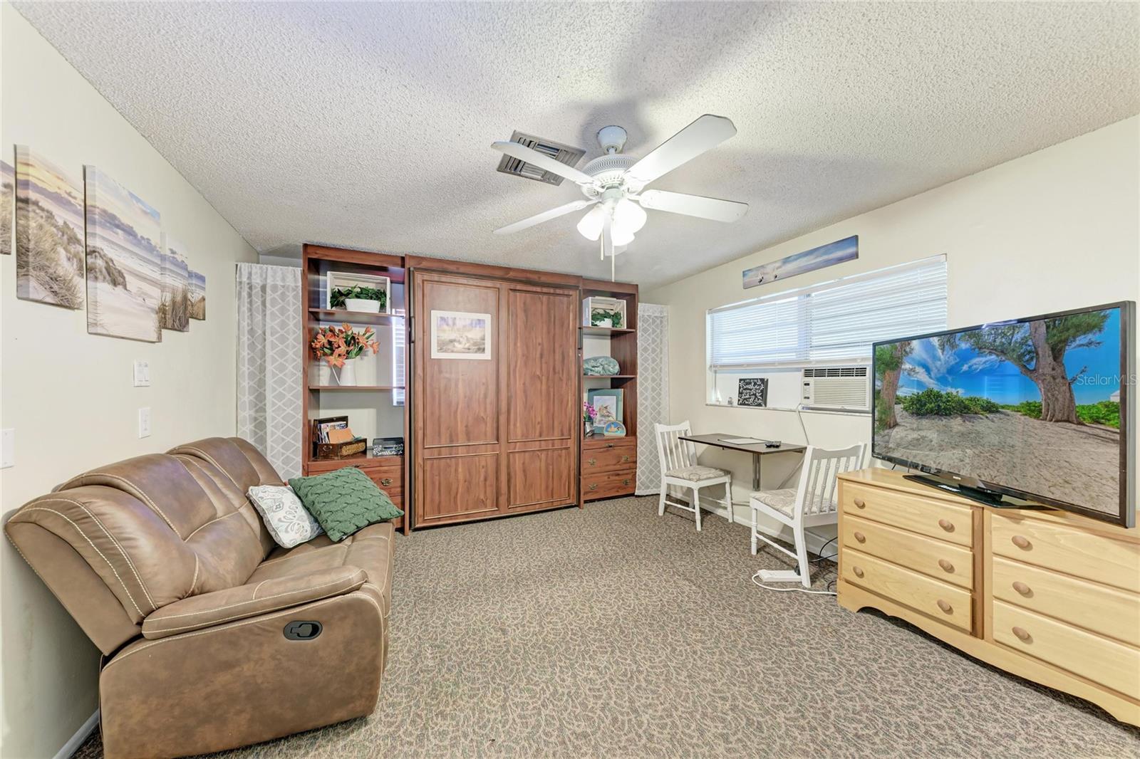 Image 54 of 88 For 1499 17th Street W