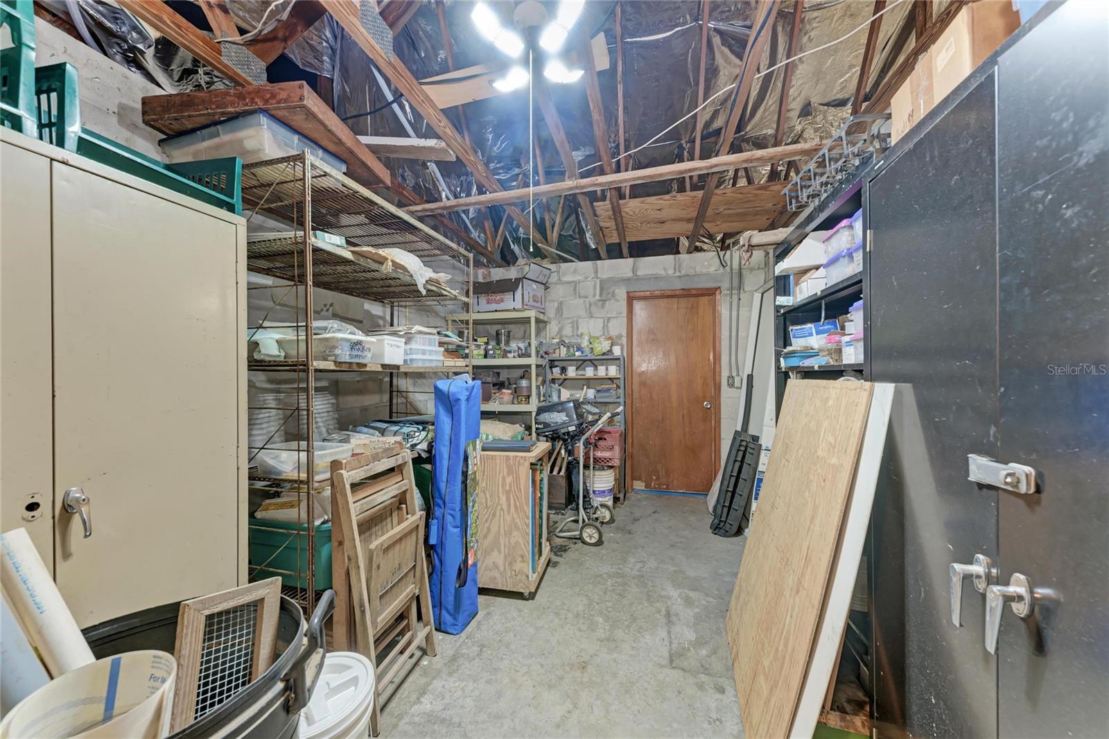 Image 74 of 88 For 1499 17th Street W