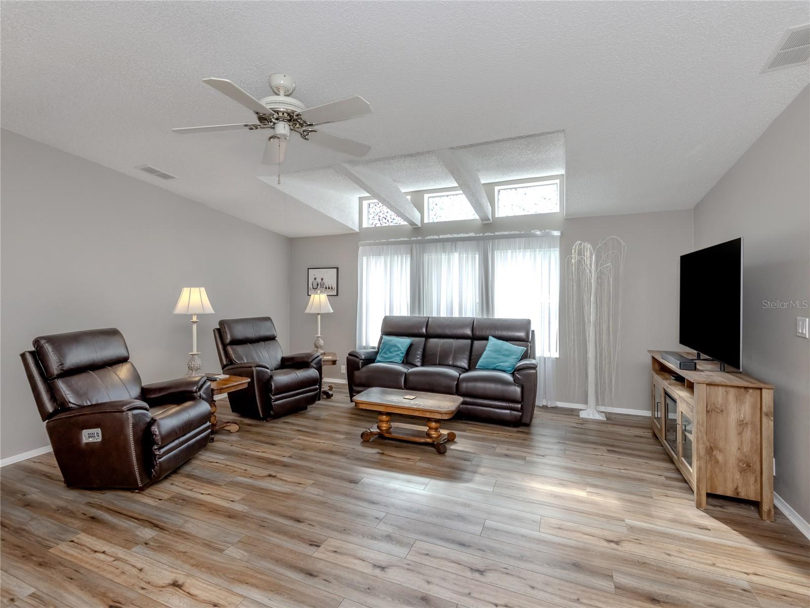 Image 10 of 47 For 236 Natures Way