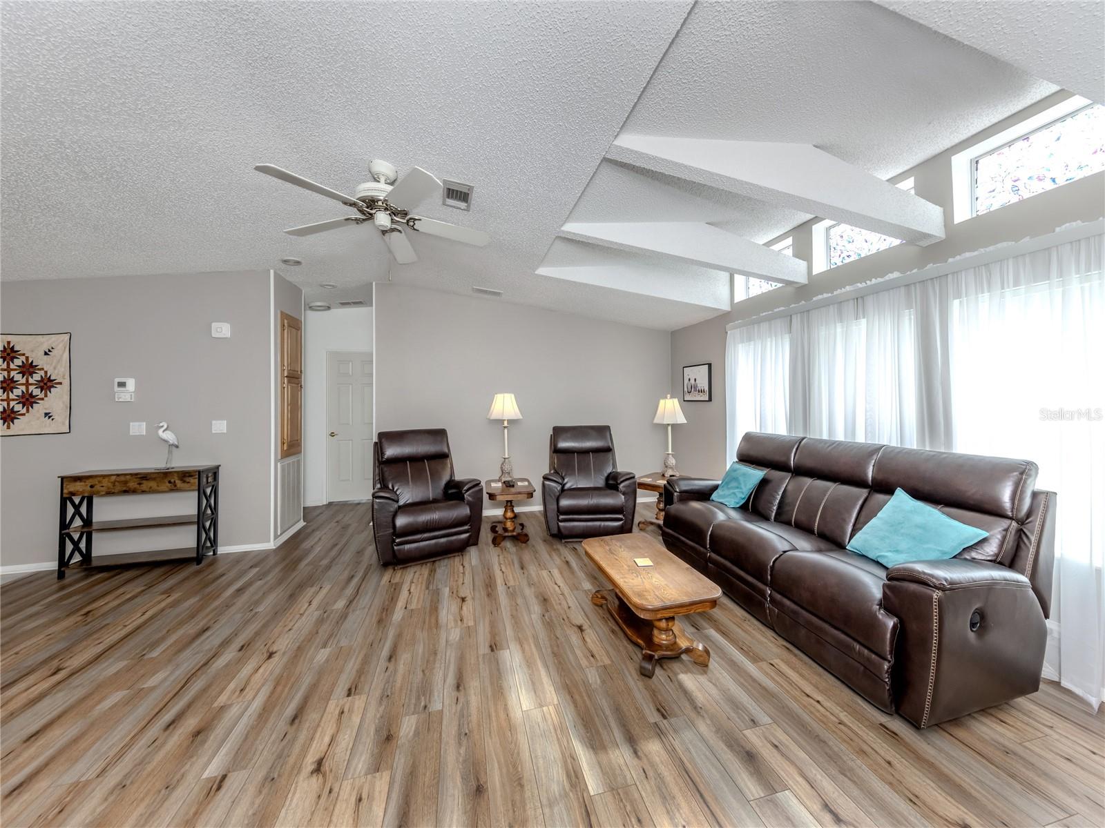 Image 9 of 47 For 236 Natures Way