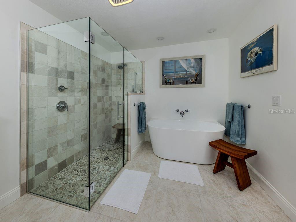 Image 20 of 33 For 601 Apalachicola Road