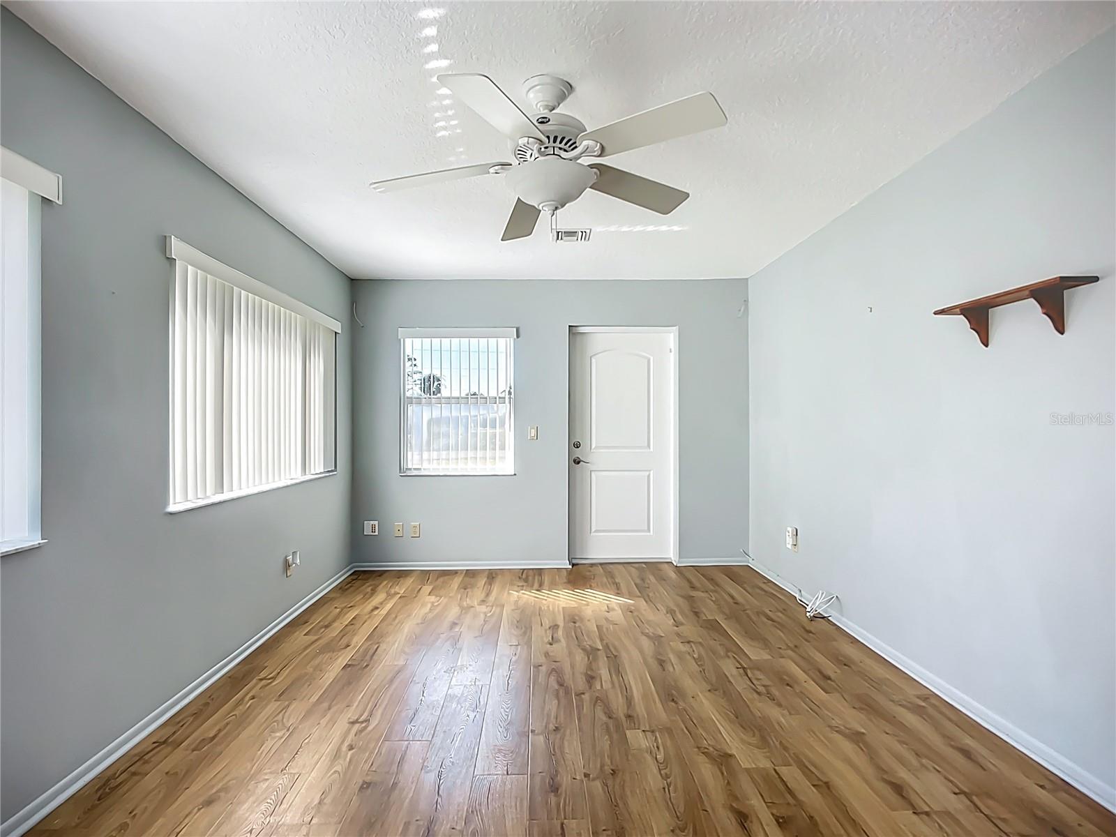 Image 15 of 33 For 595 Seminole Drive