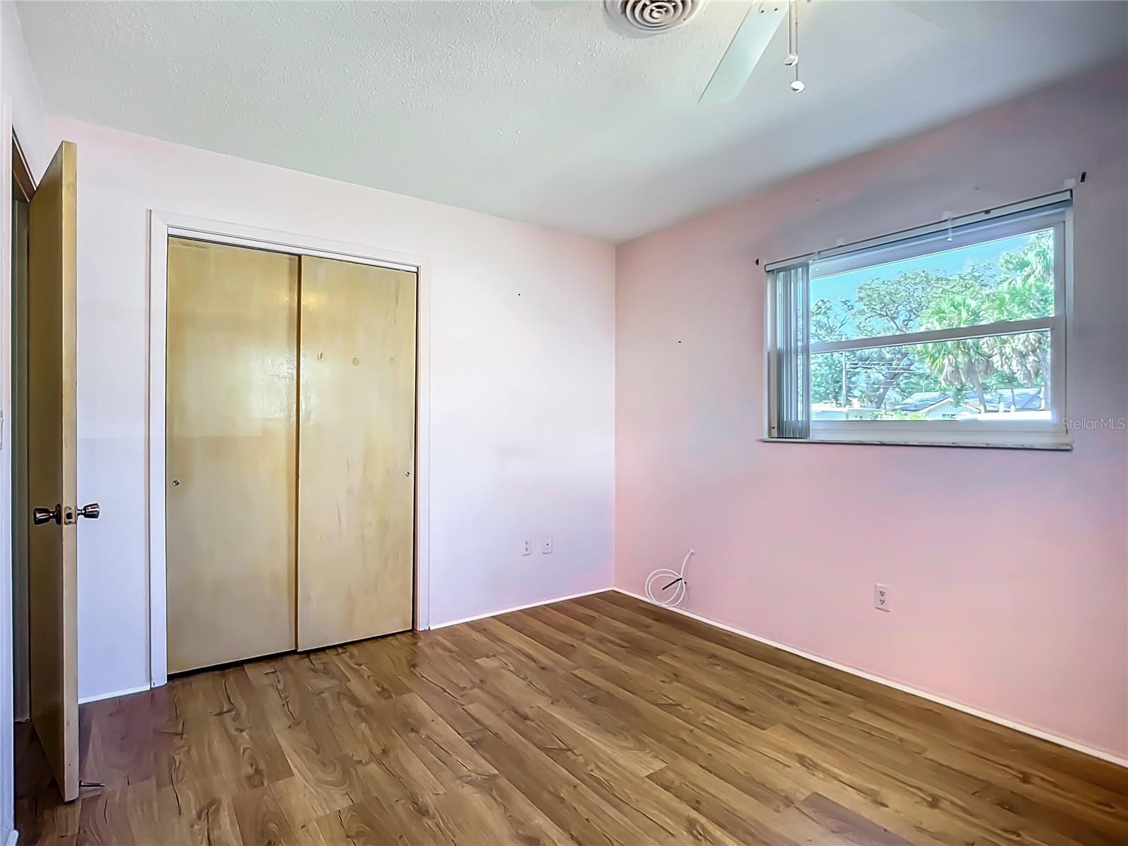 Image 22 of 33 For 595 Seminole Drive