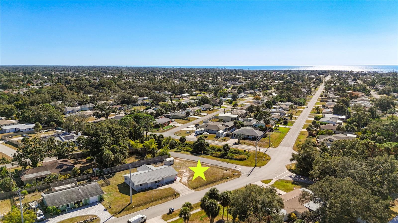 Image 29 of 33 For 595 Seminole Drive