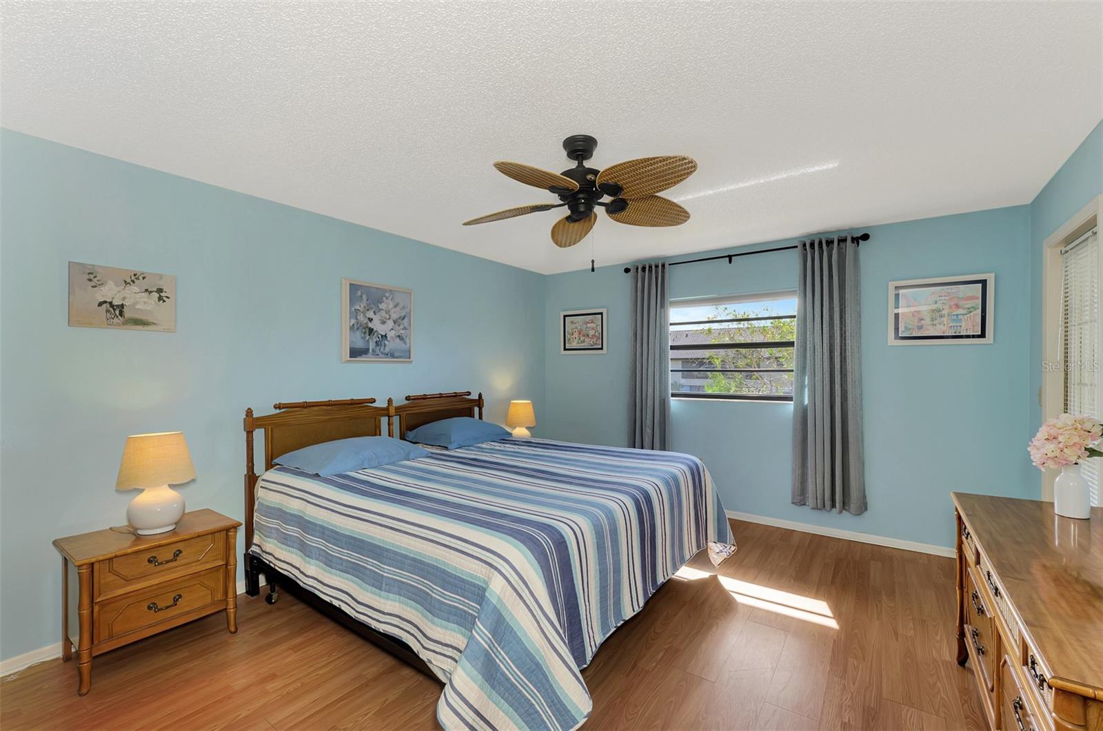 Image 18 of 53 For 320 Mission Trail N H