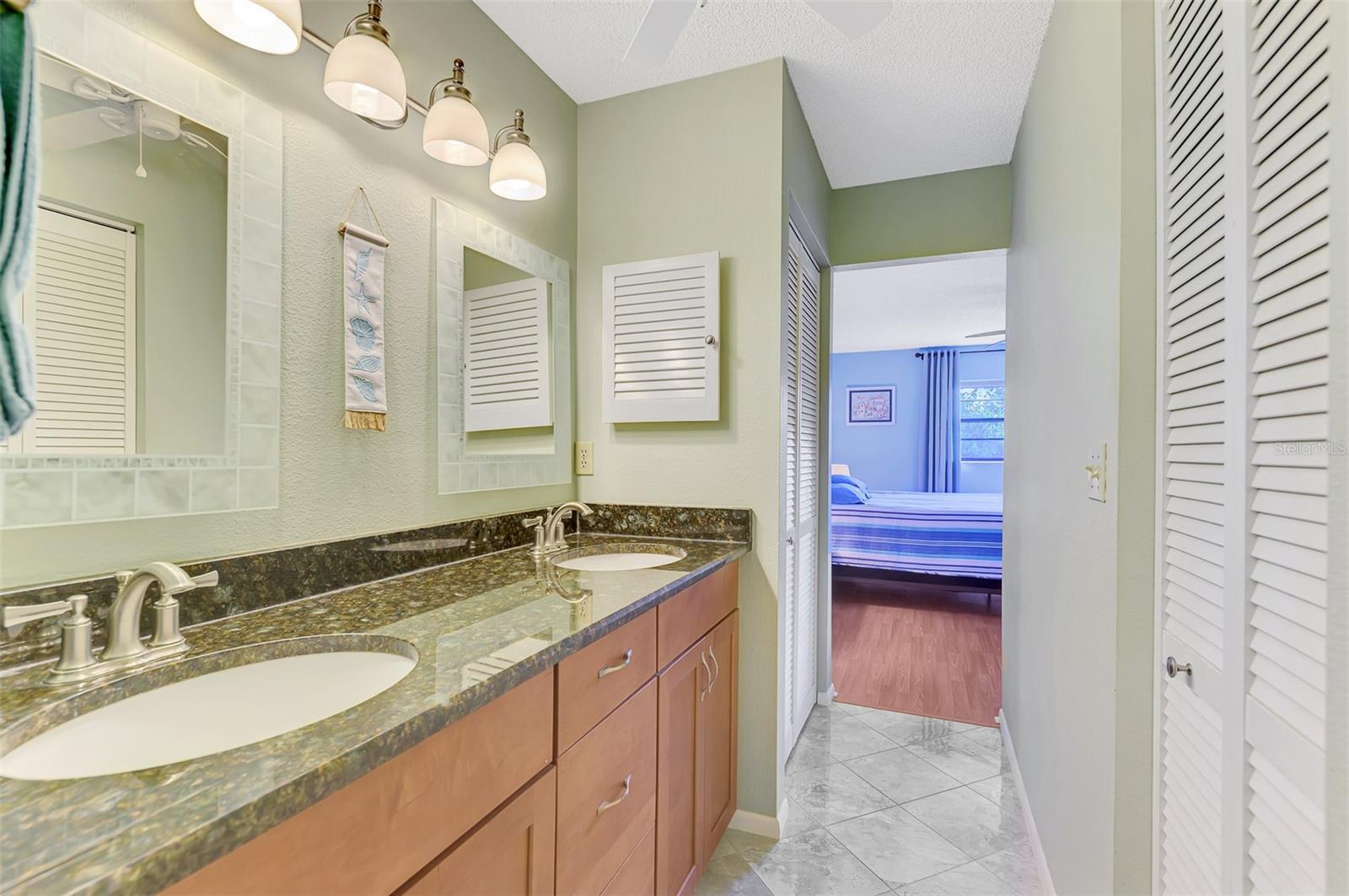 Image 20 of 53 For 320 Mission Trail N H