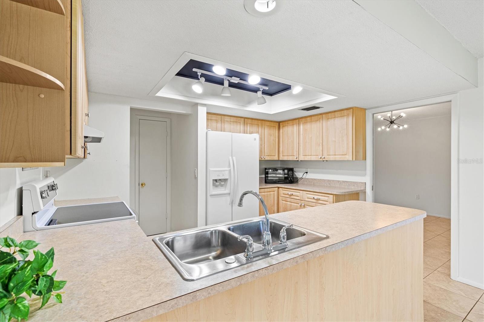 Image 18 of 80 For 1316 Fir Avenue