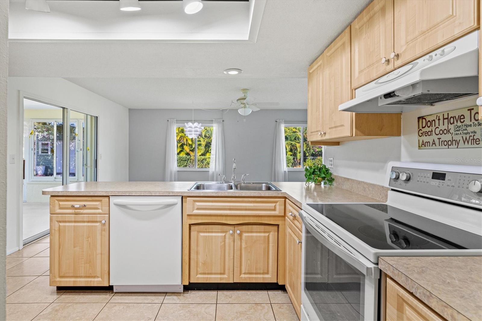 Image 19 of 80 For 1316 Fir Avenue