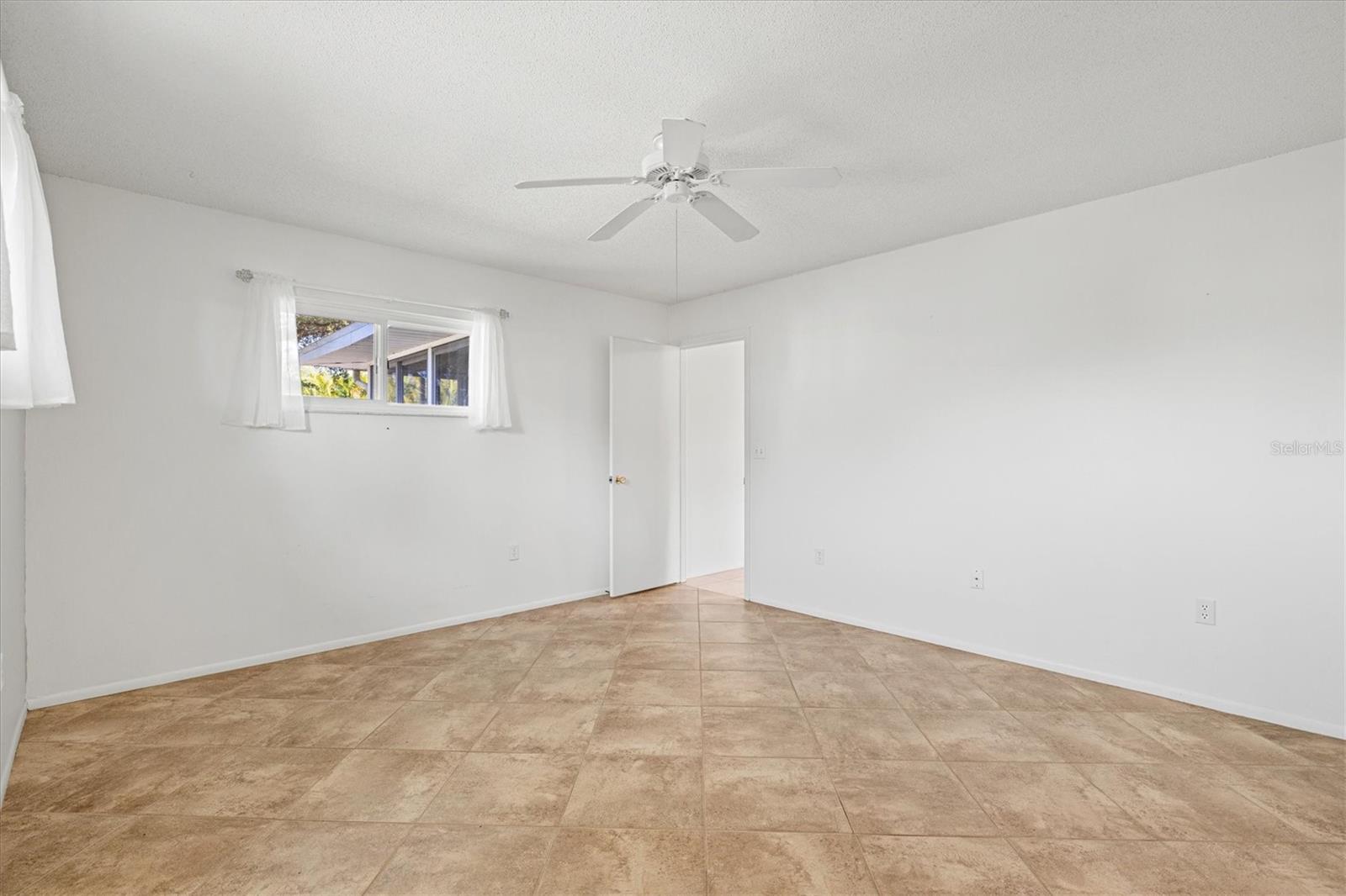 Image 29 of 80 For 1316 Fir Avenue