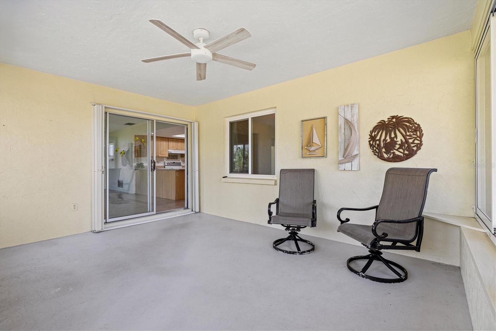 Image 43 of 80 For 1316 Fir Avenue