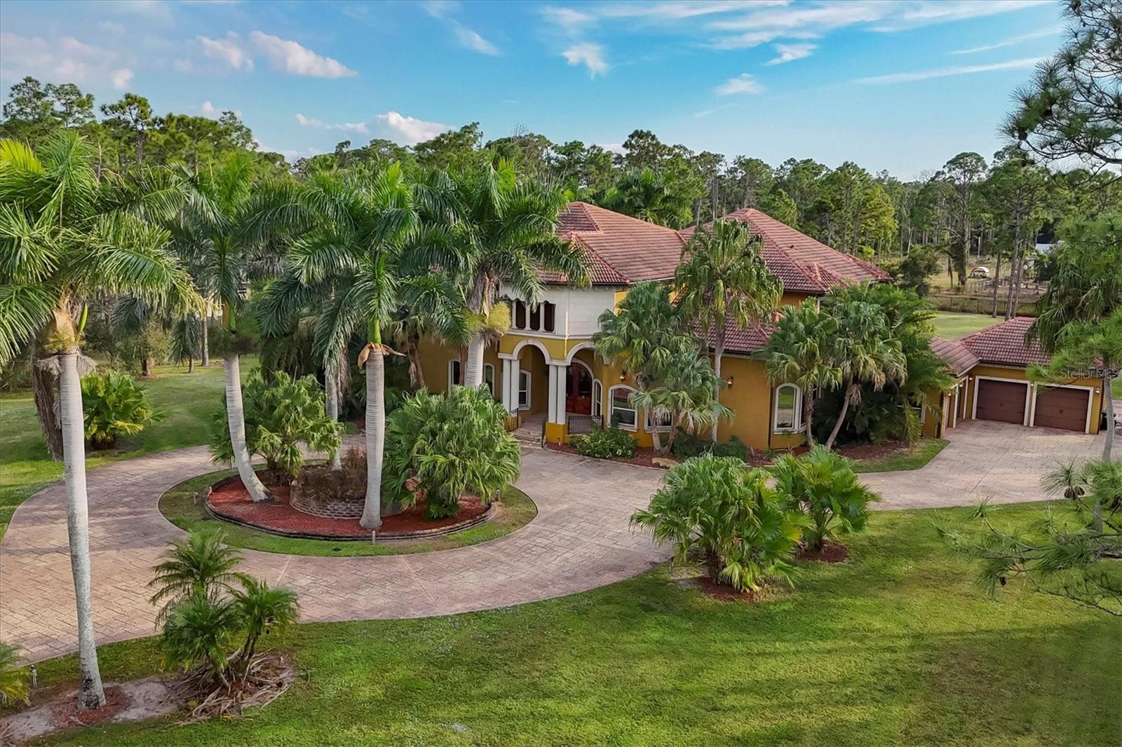 Image 95 of 98 For 3657 Tropicaire Boulevard