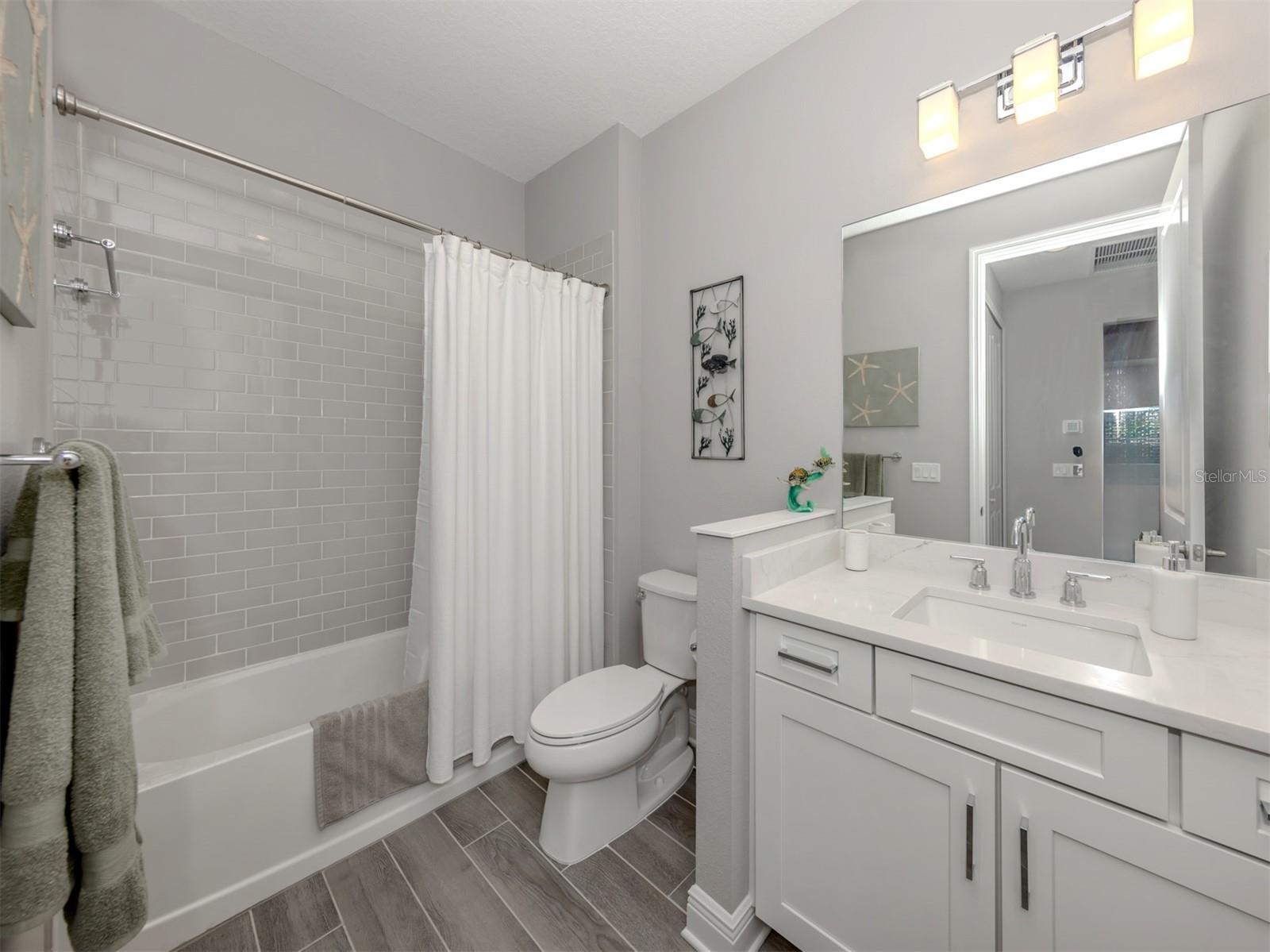 Image 19 of 47 For 200 Tracino Terrace