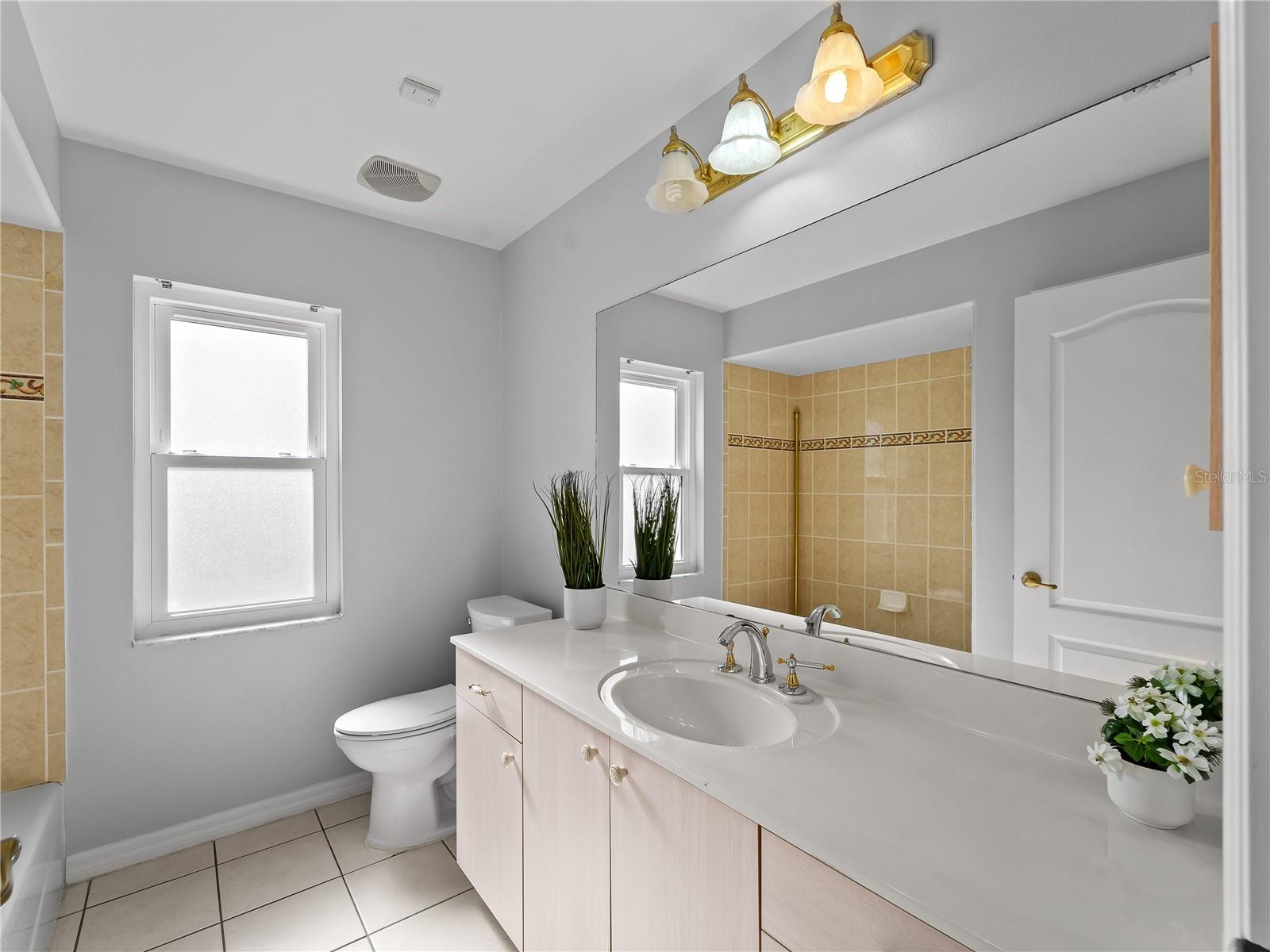 Image 36 of 54 For 1794 Oketo Street