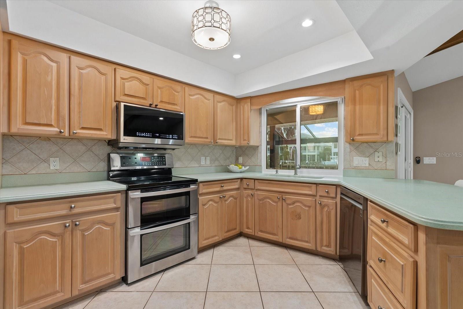 Image 13 of 54 For 1461 Marlin Street