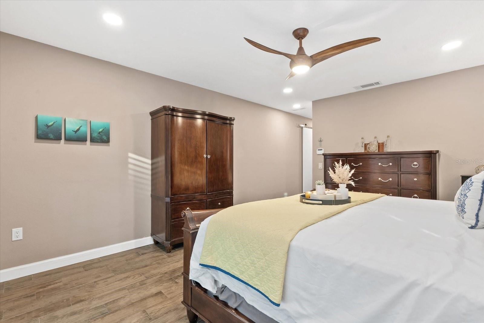 Image 22 of 54 For 1461 Marlin Street