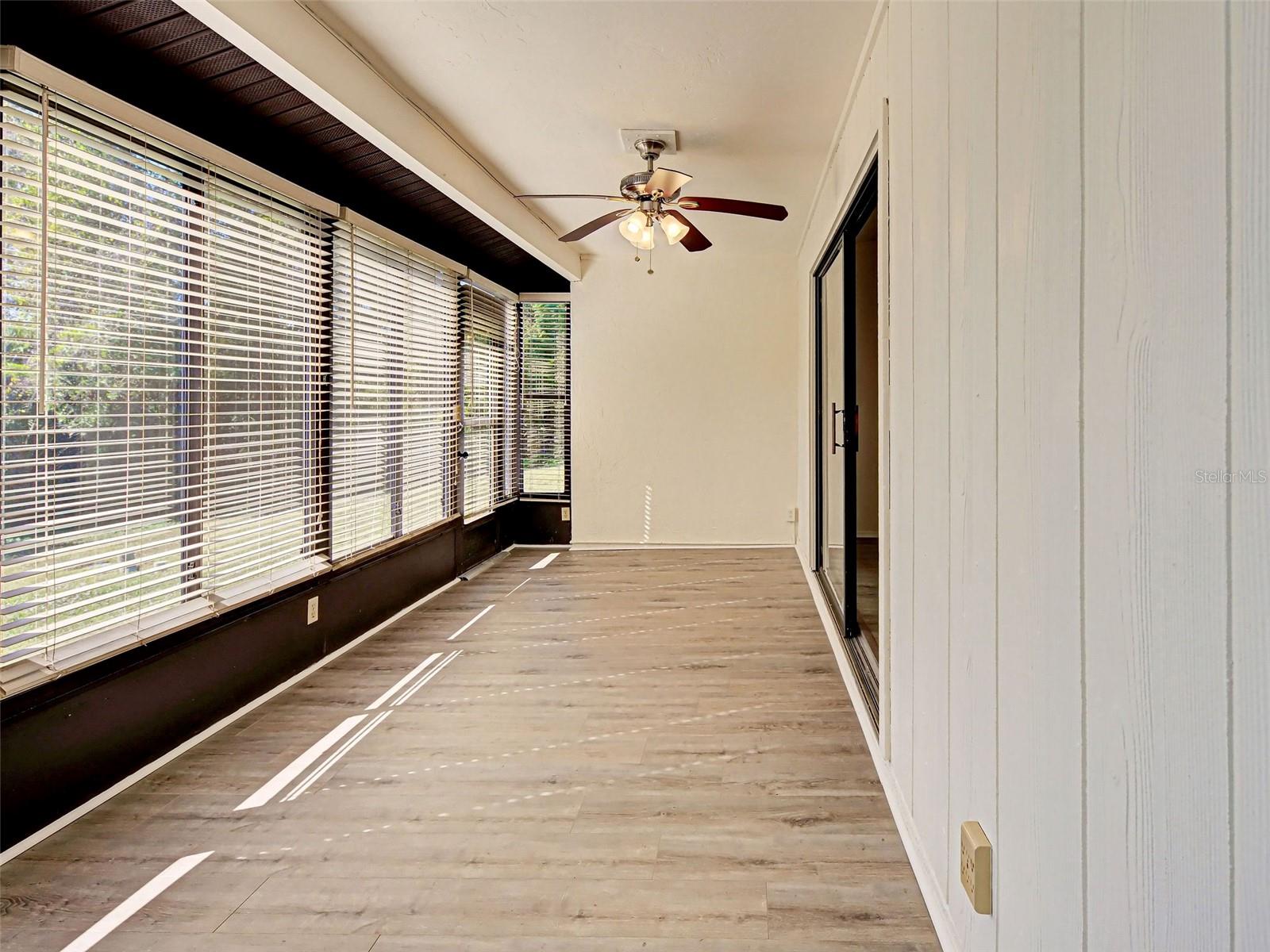 Image 25 of 75 For 1817 Curry Avenue 57