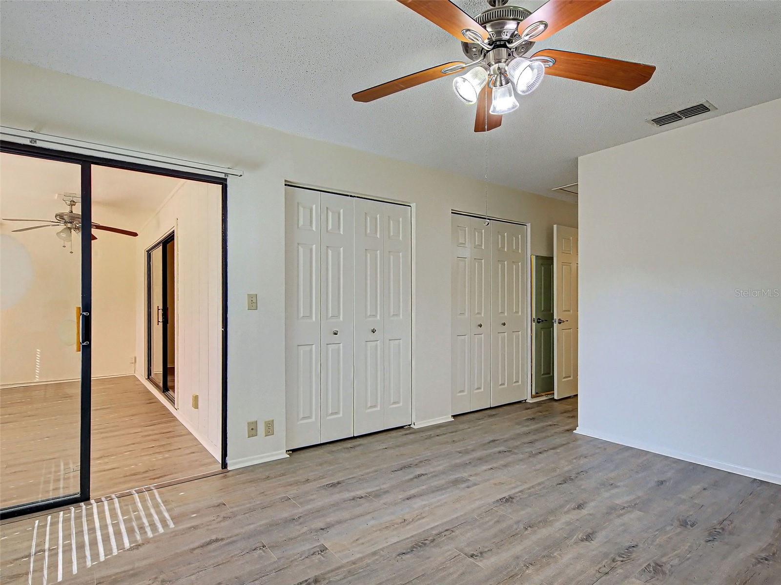 Image 29 of 75 For 1817 Curry Avenue 57