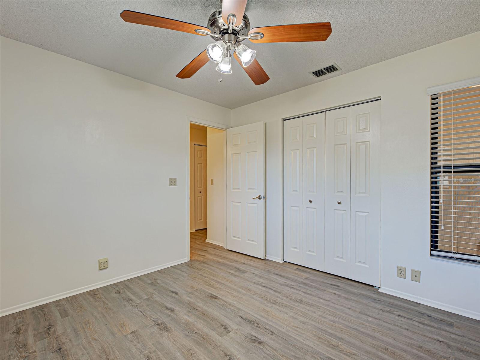 Image 36 of 75 For 1817 Curry Avenue 57