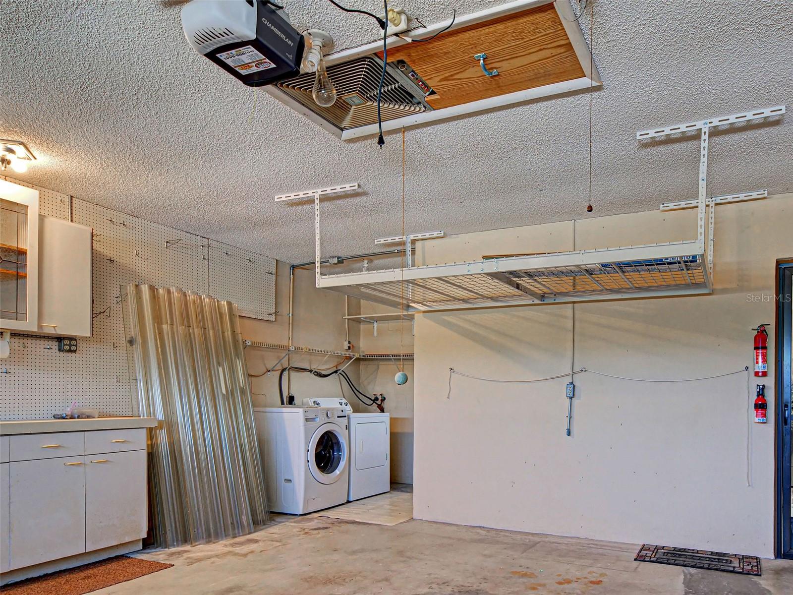 Image 43 of 75 For 1817 Curry Avenue 57