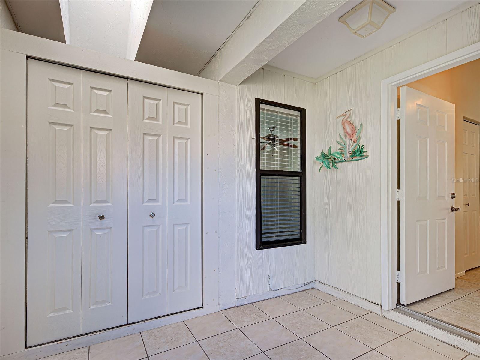 Image 8 of 75 For 1817 Curry Avenue 57