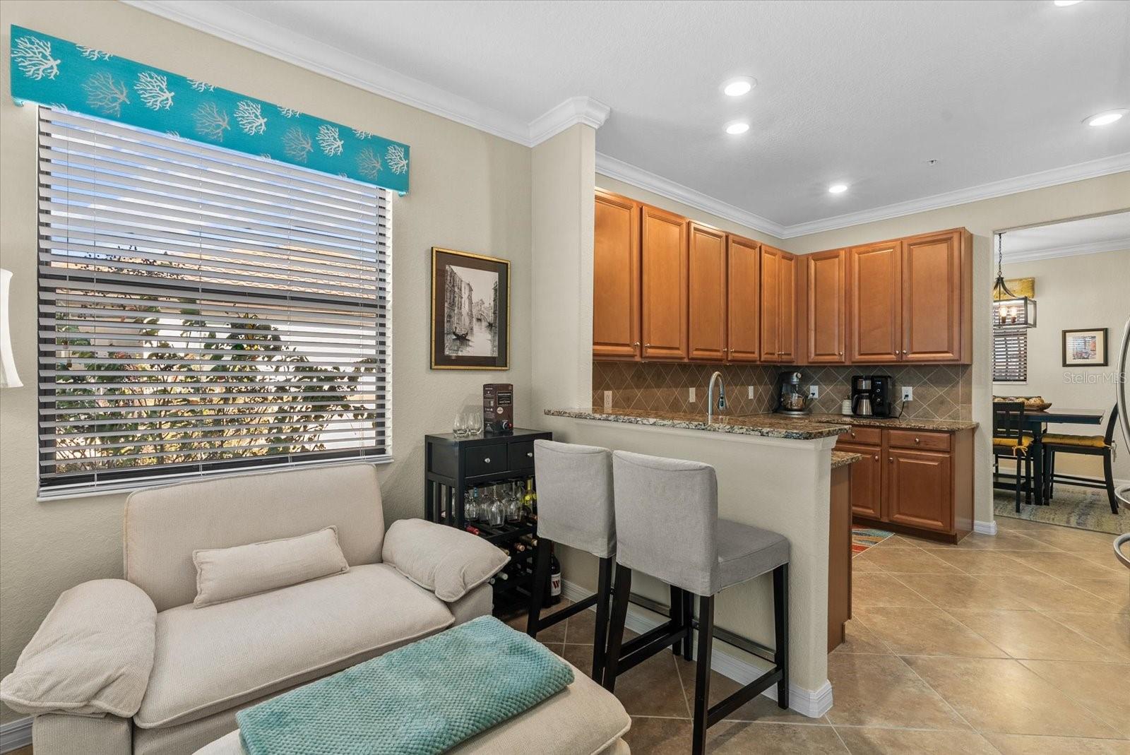 Image 10 of 51 For 20080 Ragazza Circle 202