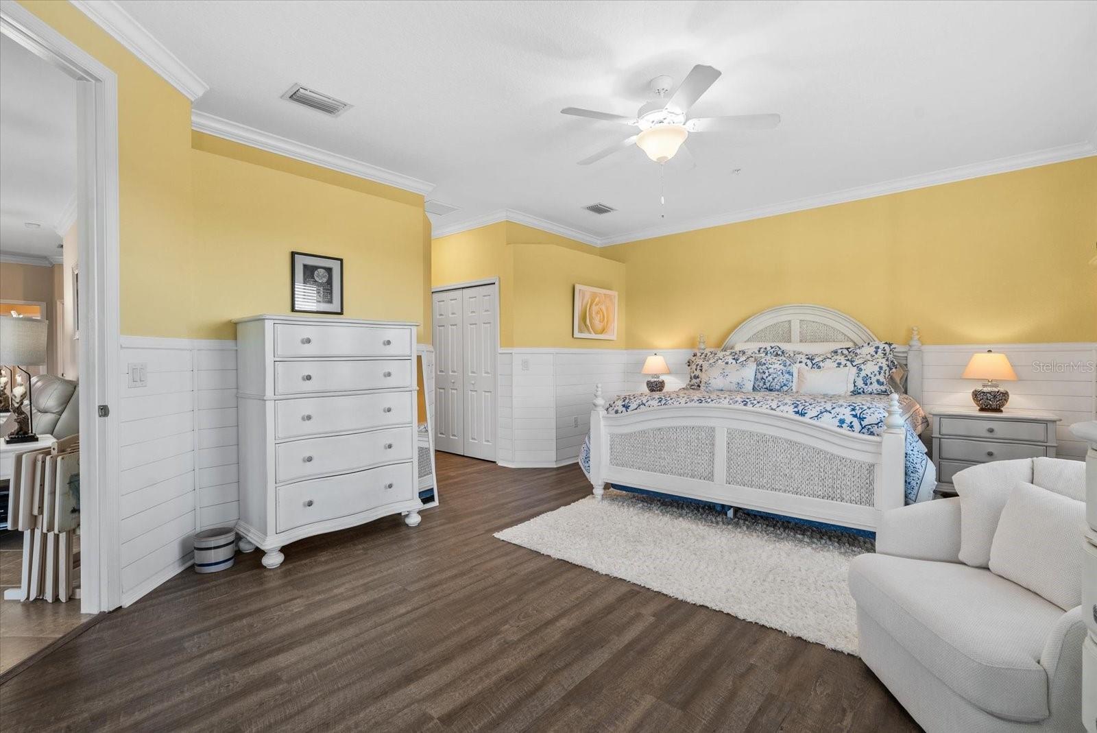 Image 20 of 51 For 20080 Ragazza Circle 202