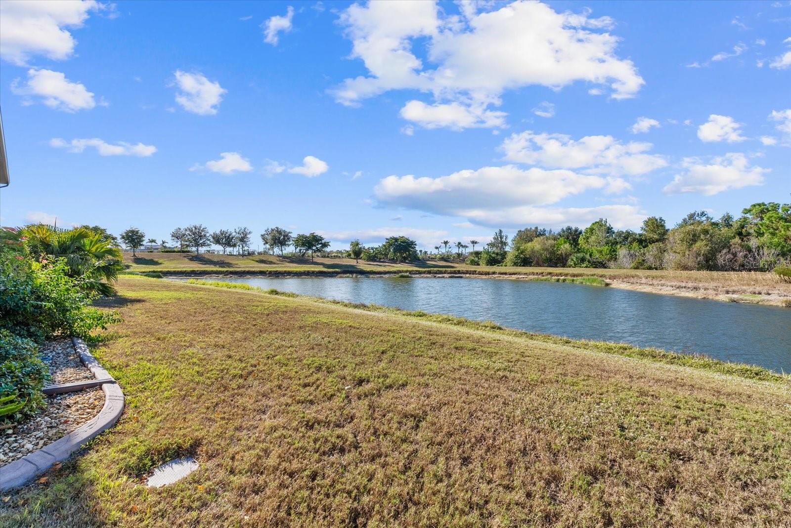 Image 38 of 51 For 20080 Ragazza Circle 202