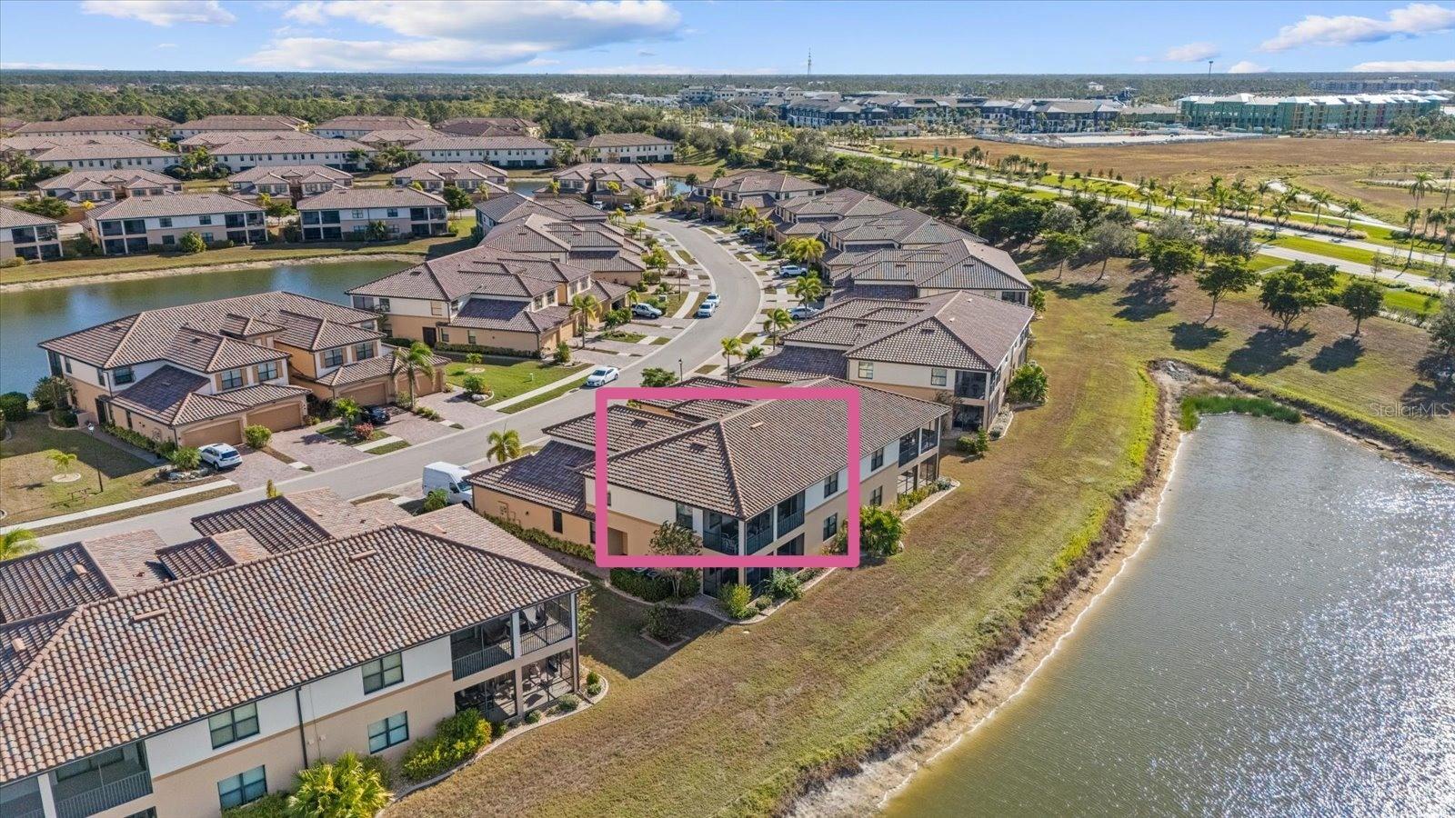 Image 41 of 51 For 20080 Ragazza Circle 202