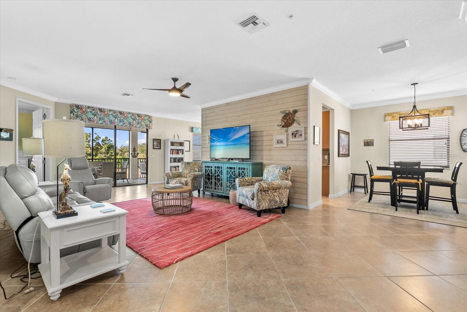 Image 5 of 51 For 20080 Ragazza Circle 202