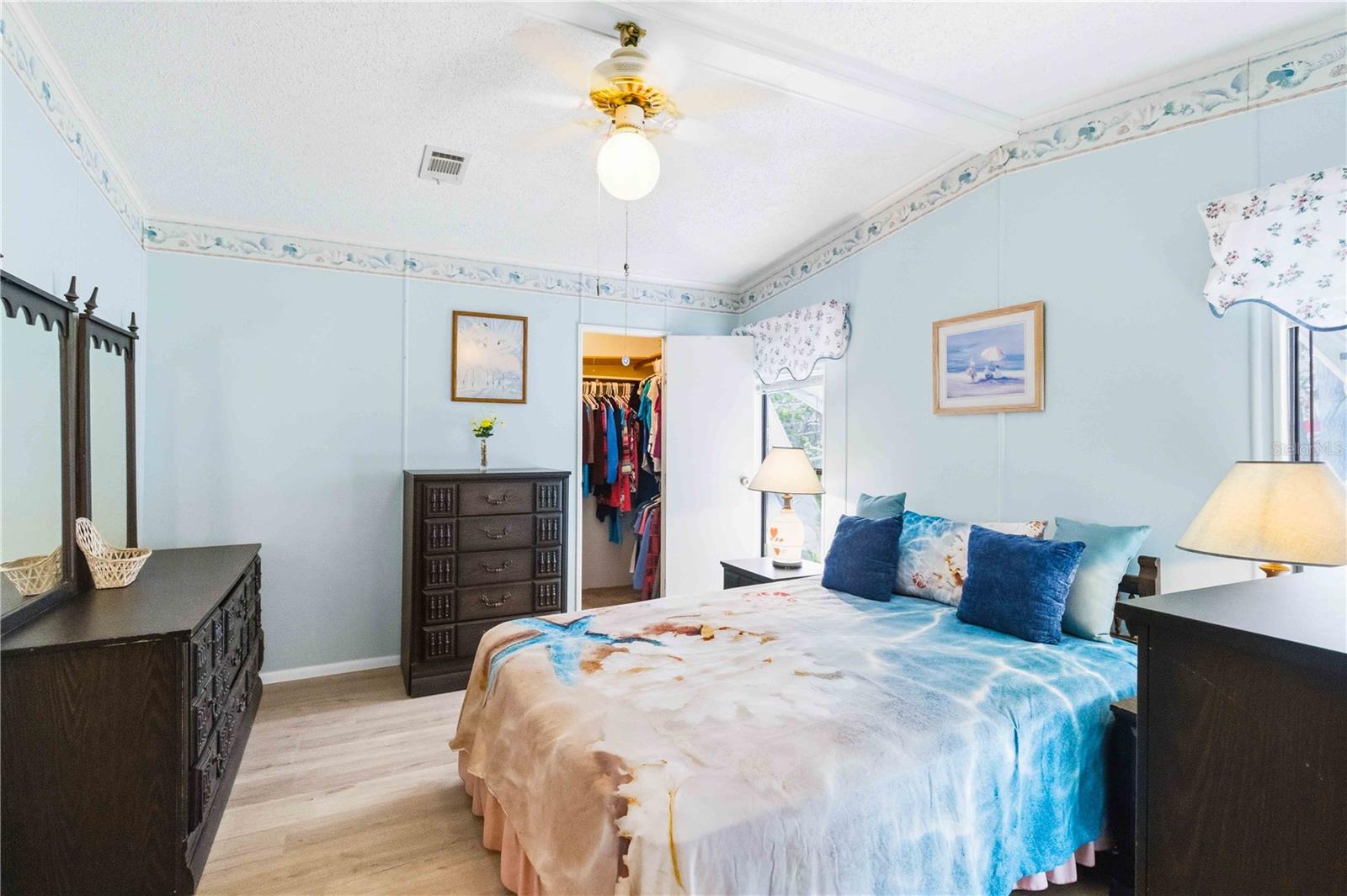 Image 15 of 32 For 300 Tropic Drive