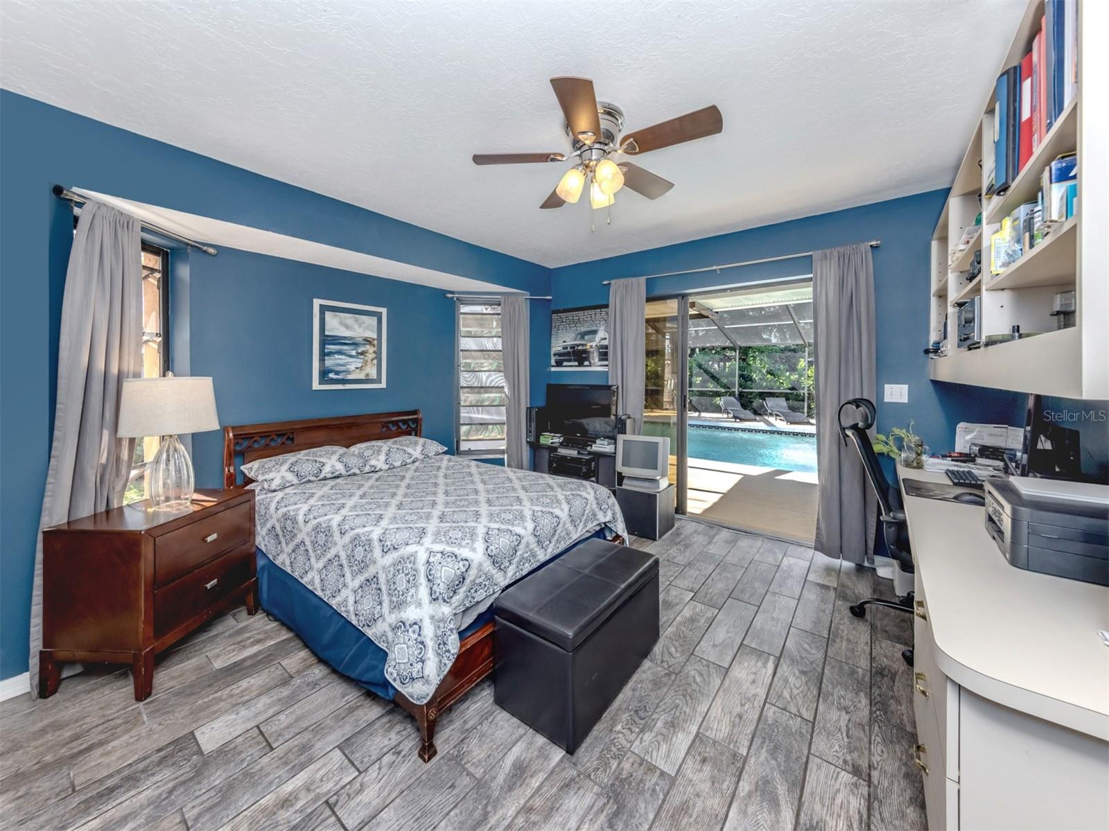 Image 18 of 76 For 1215 Paradise Way