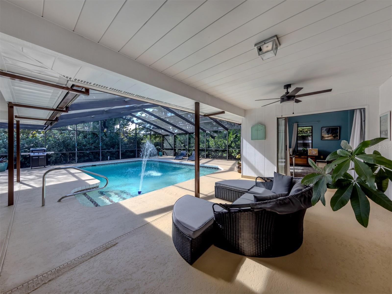 Image 23 of 76 For 1215 Paradise Way