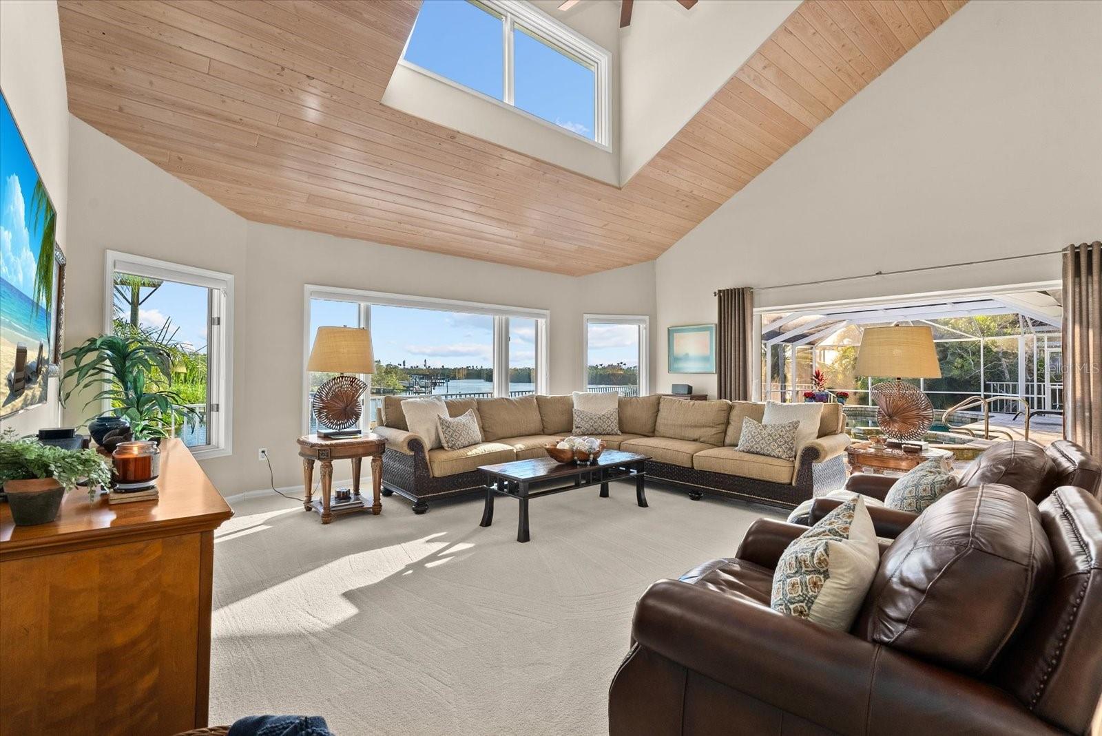 Image 11 of 70 For 479 Creek Drive