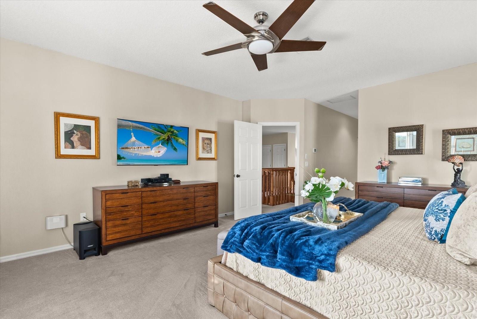 Image 25 of 70 For 479 Creek Drive