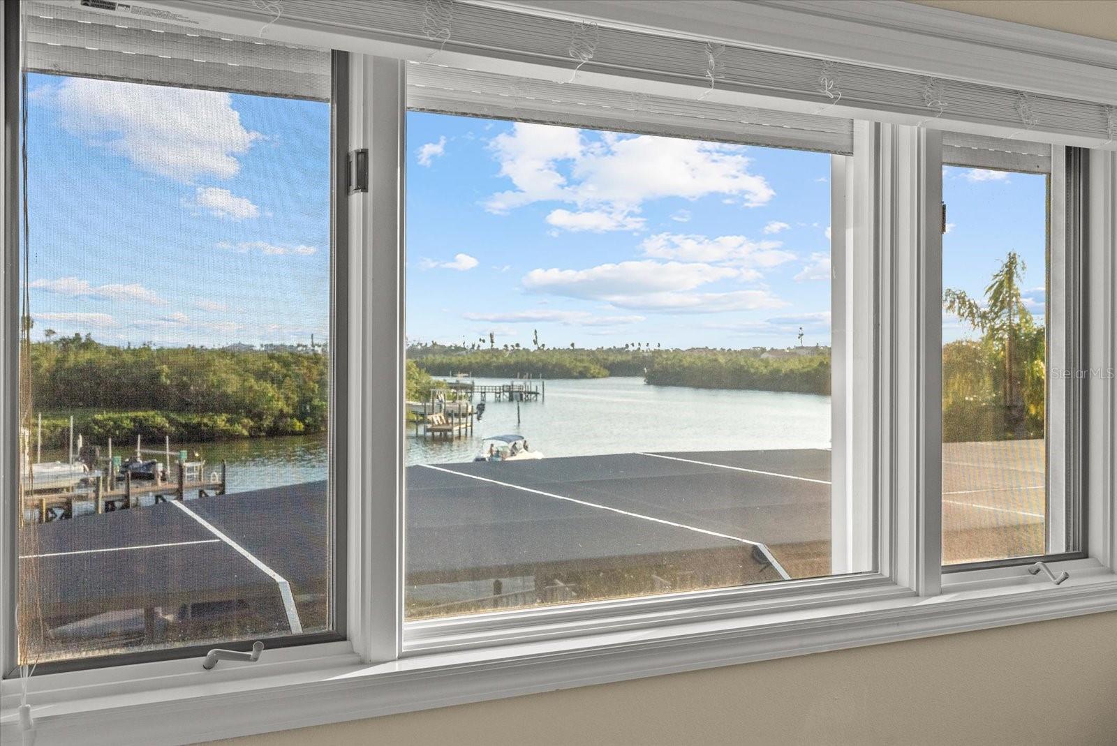 Image 36 of 70 For 479 Creek Drive