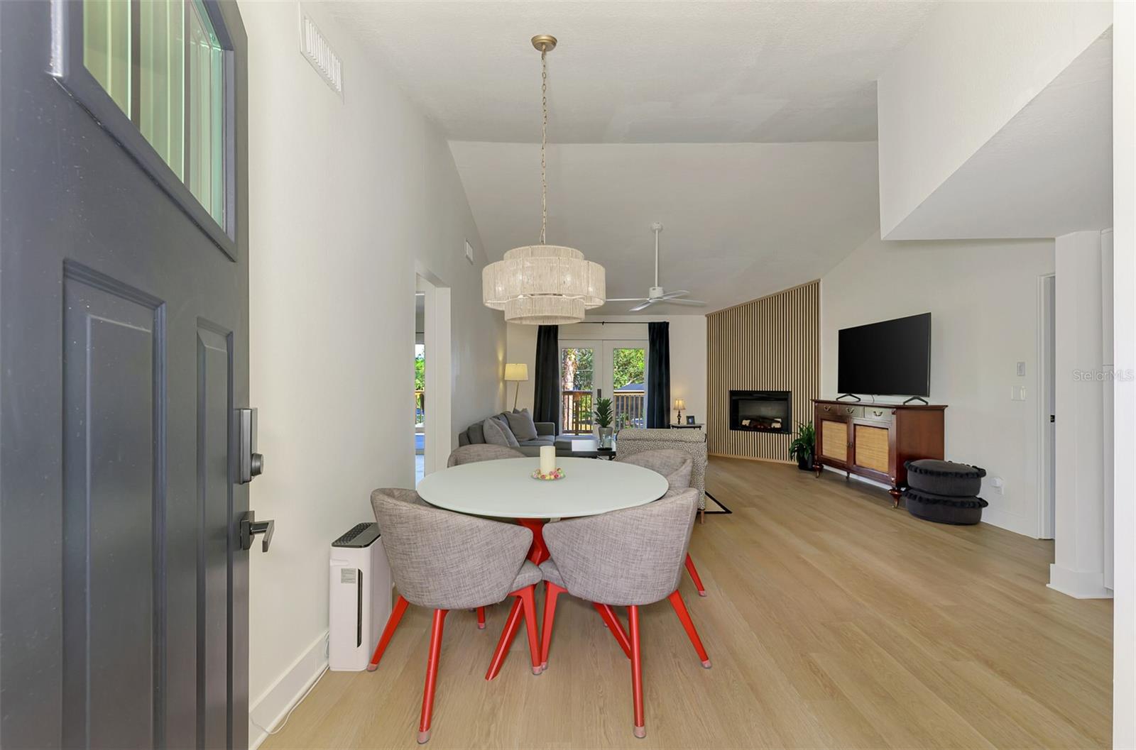 Image 10 of 83 For 812 Garland Avenue