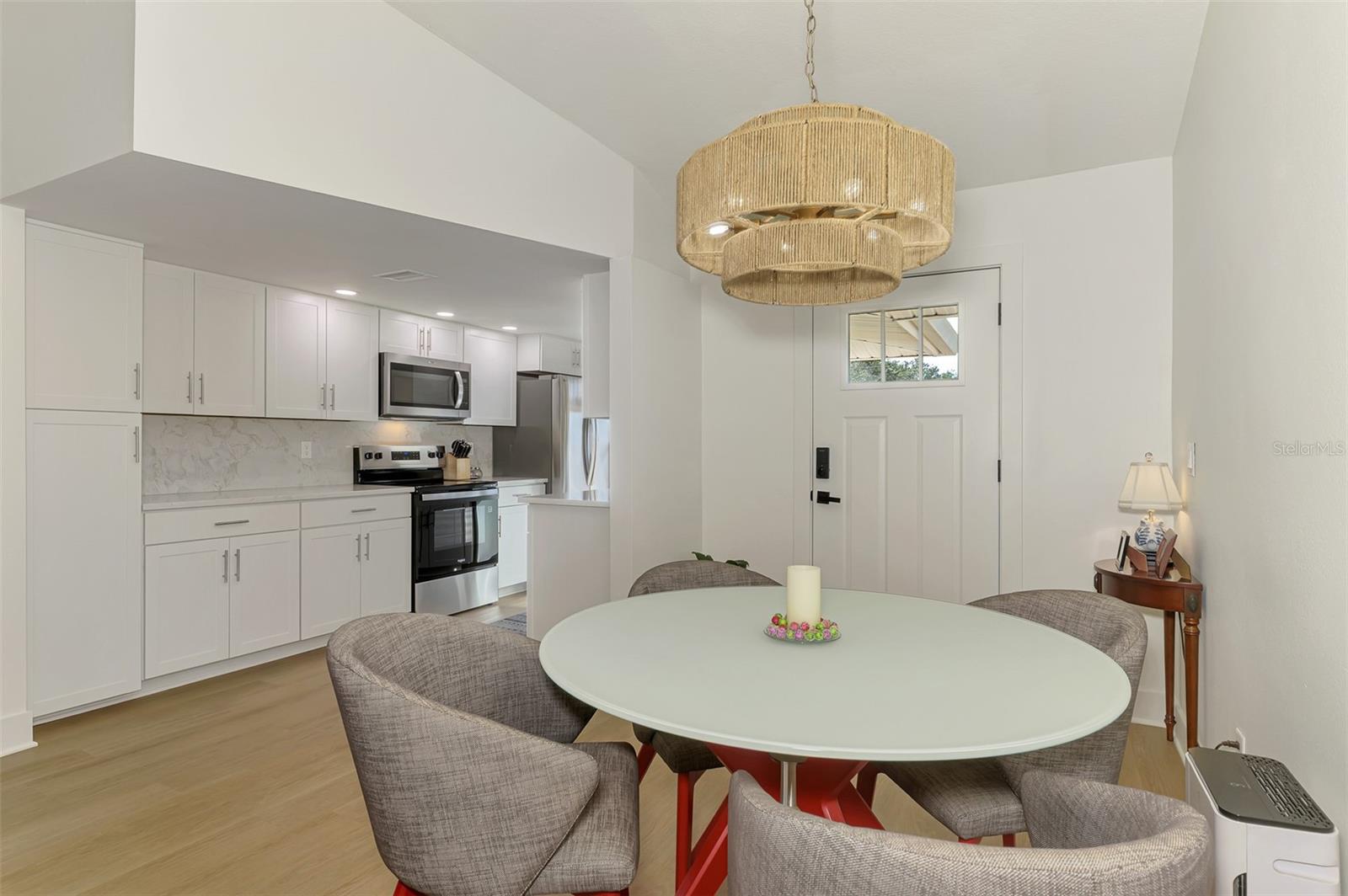 Image 11 of 83 For 812 Garland Avenue